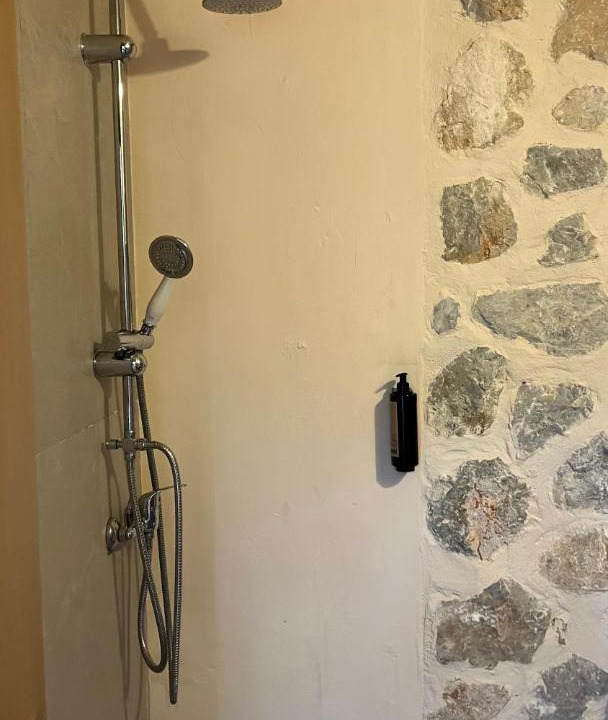 Photo of Bathroom in Katakali