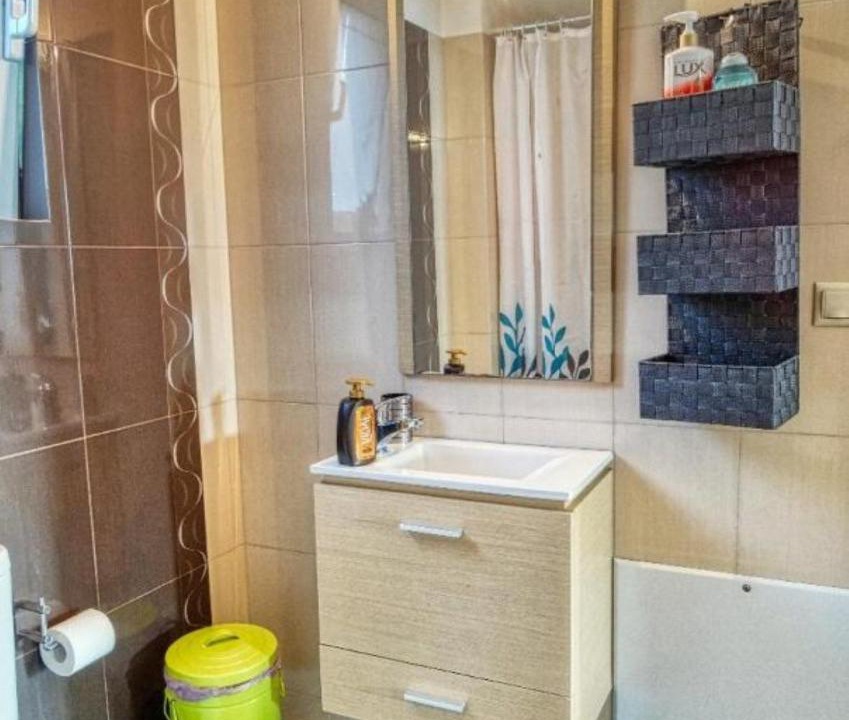 Photo of Bathroom in Diasella
