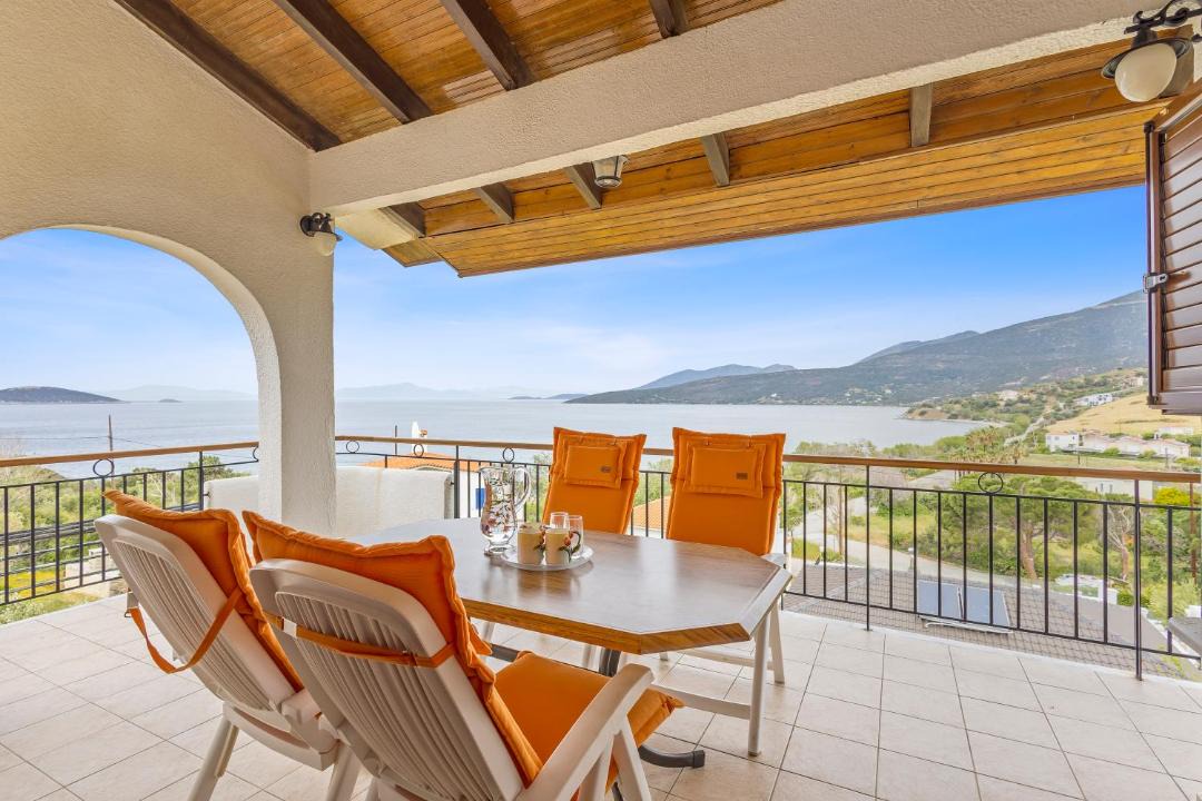 Photo of Patio Balcony in Marmari