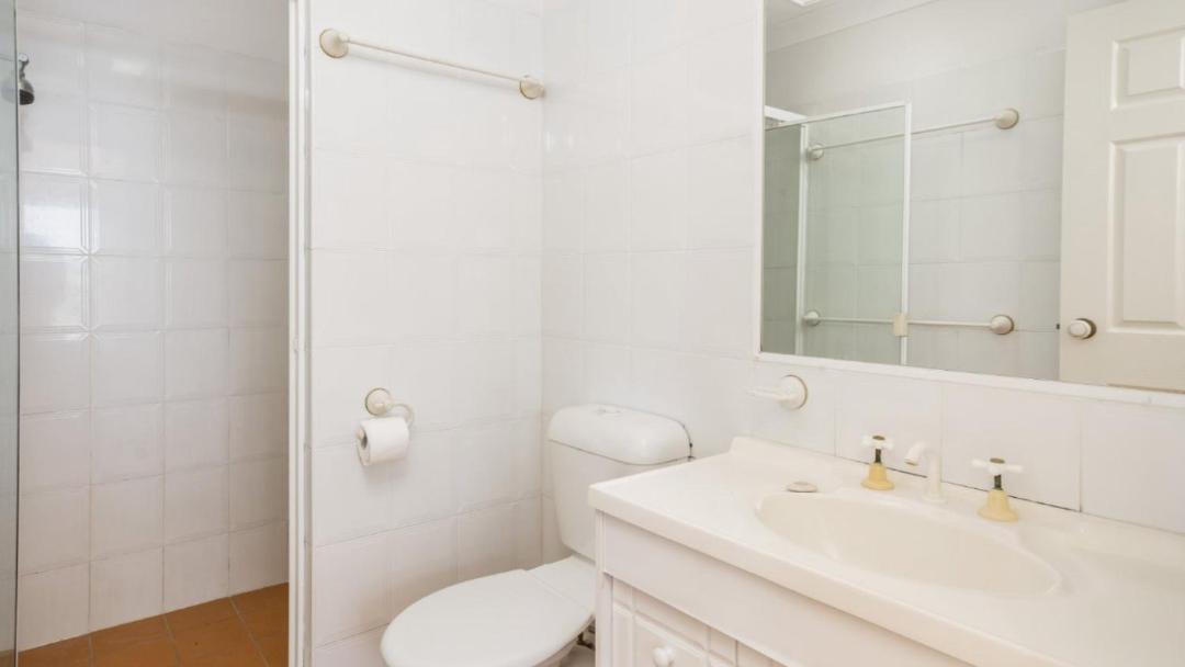 Photo of Bathroom in Sandstone Point