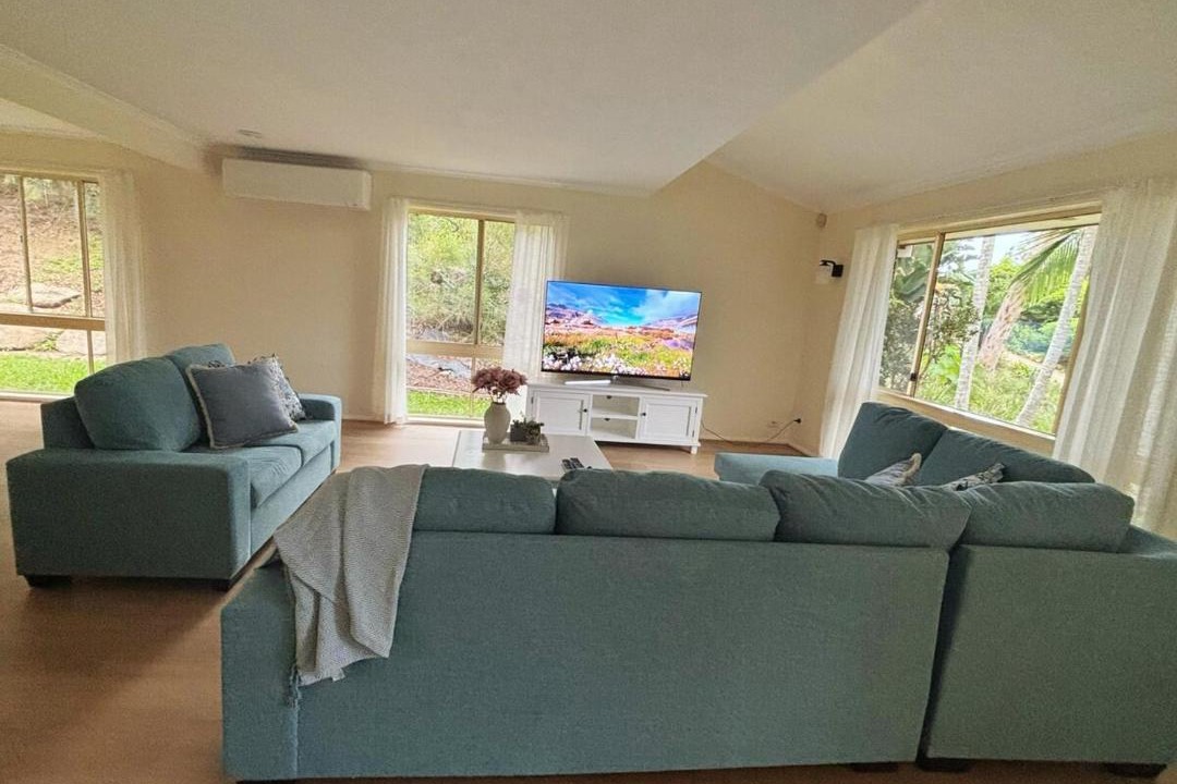 Photo of Livingroom in Shailer Park