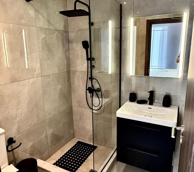 Photo of Bathroom in Tithorea