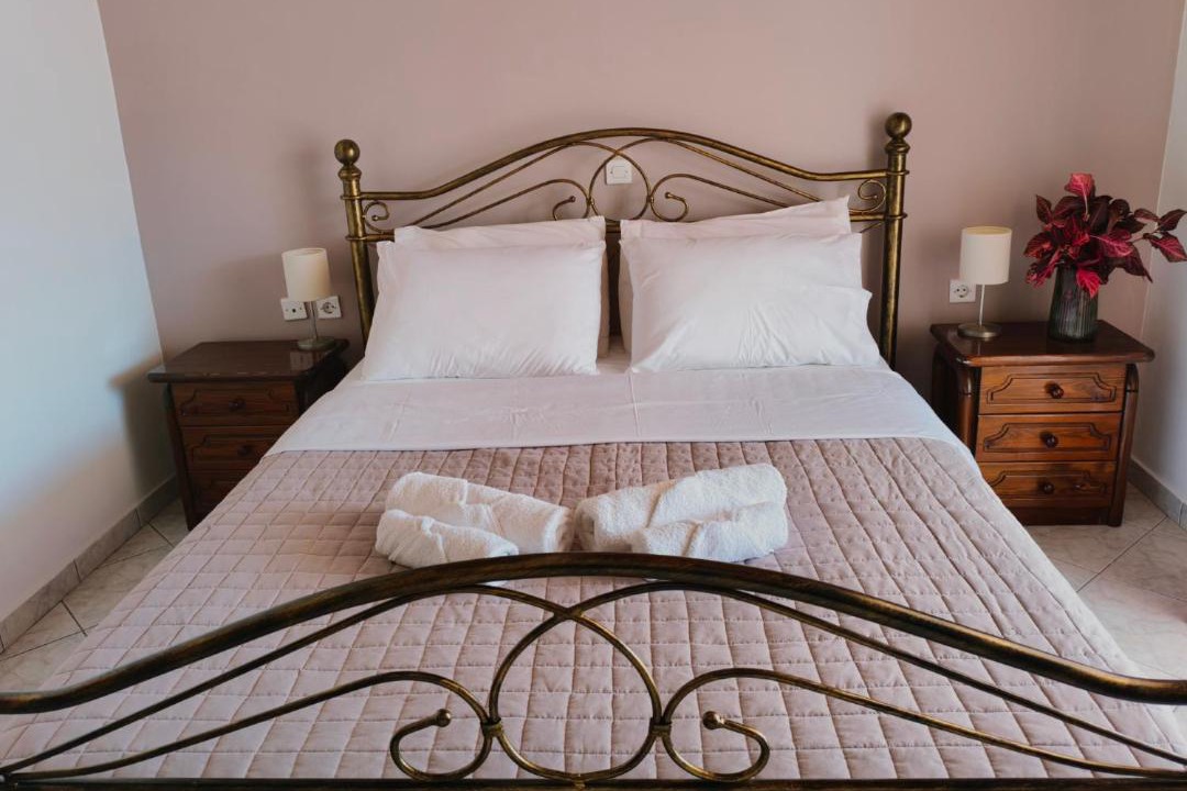 Photo of Bedroom in Kato Alepochori