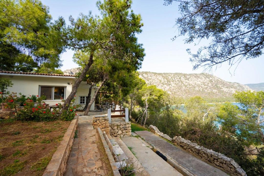 Photo of Others in Loutraki-Agioi Theodoroi