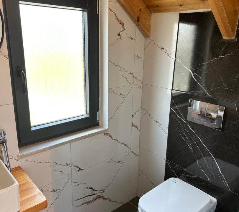 Photo of Bathroom in Assos-Lechaio