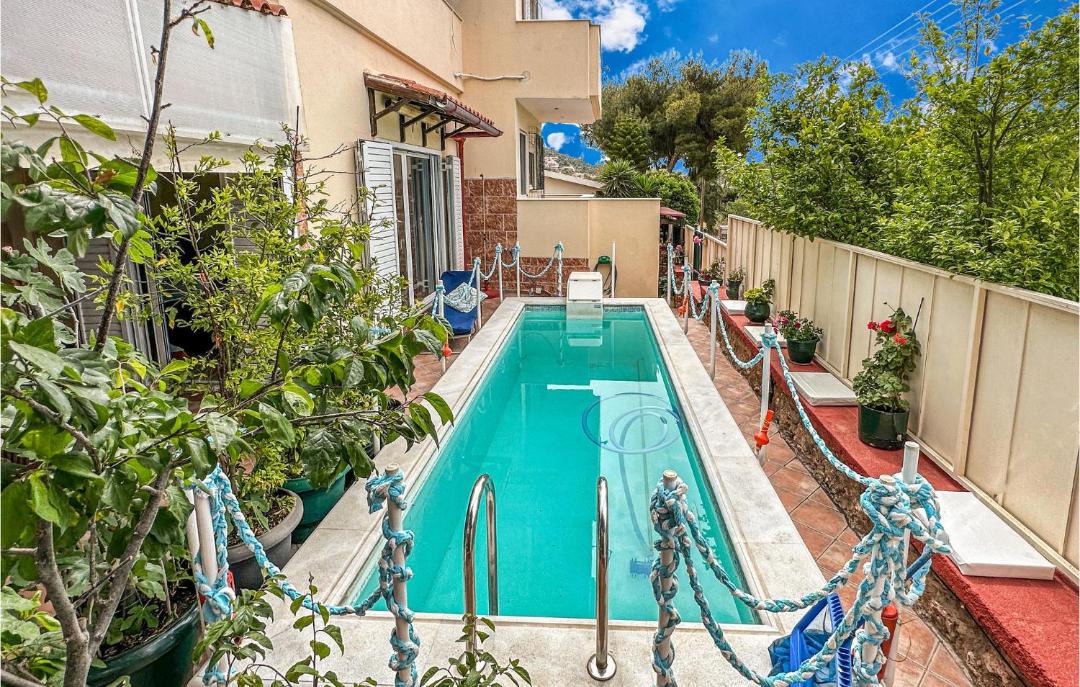 Photo of Patio Balcony in Kropia