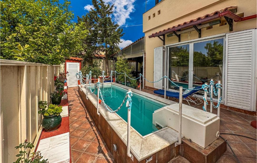 Photo of Patio Balcony in Kropia