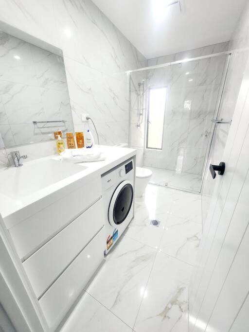 Photo of Bathroom in Slacks Creek