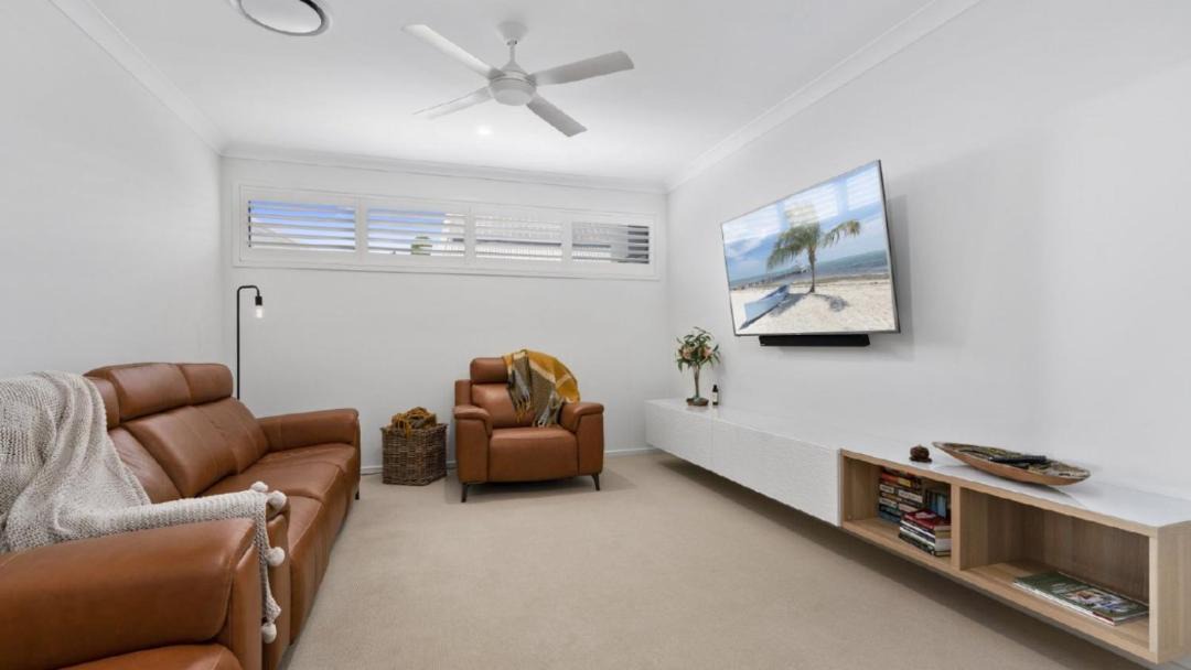 Photo of Others in Banksia Beach