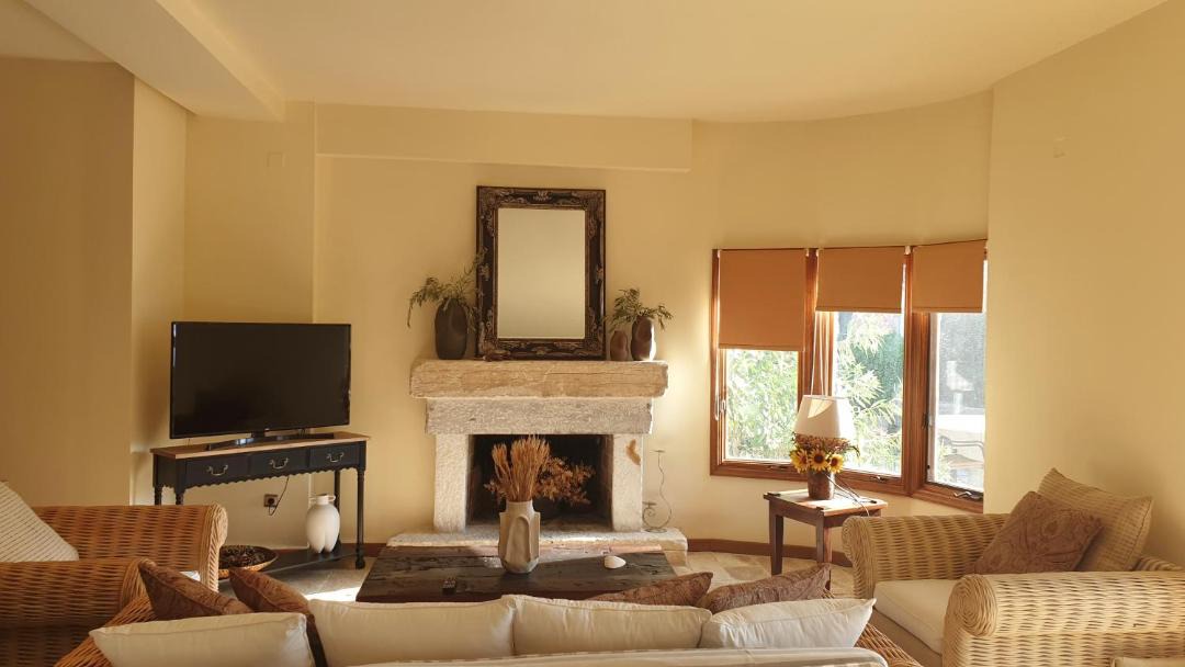 Photo of Livingroom in Kato Pedina