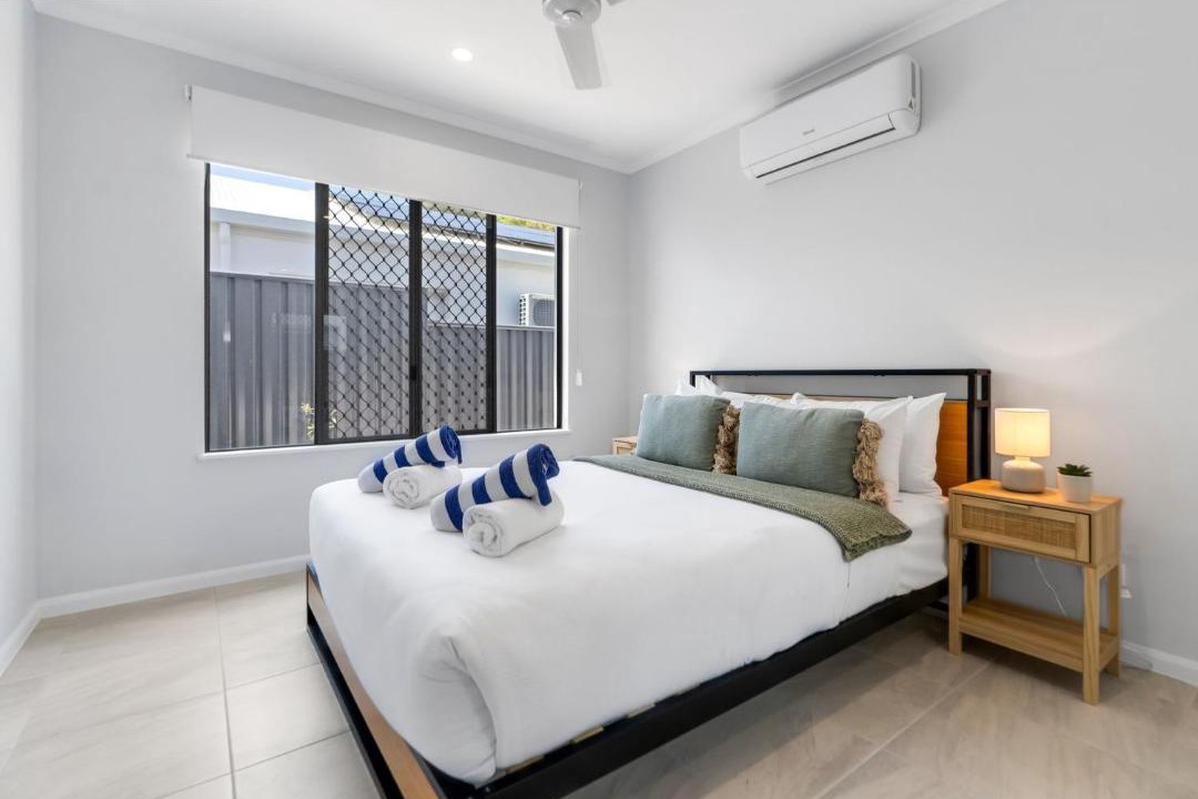 Photo of Bedroom in Trinity Beach