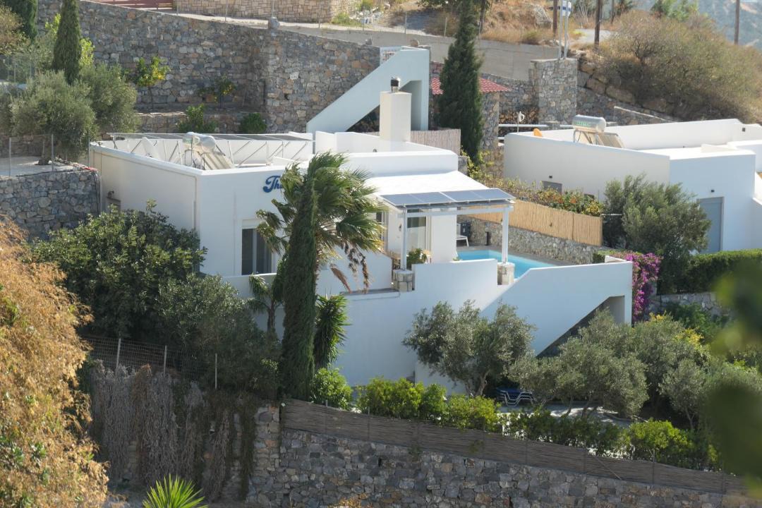 Photo of Others in Mariou
