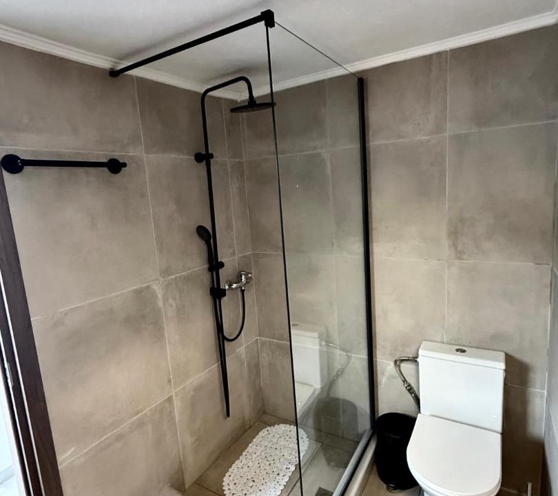 Photo of Bathroom in Tithorea