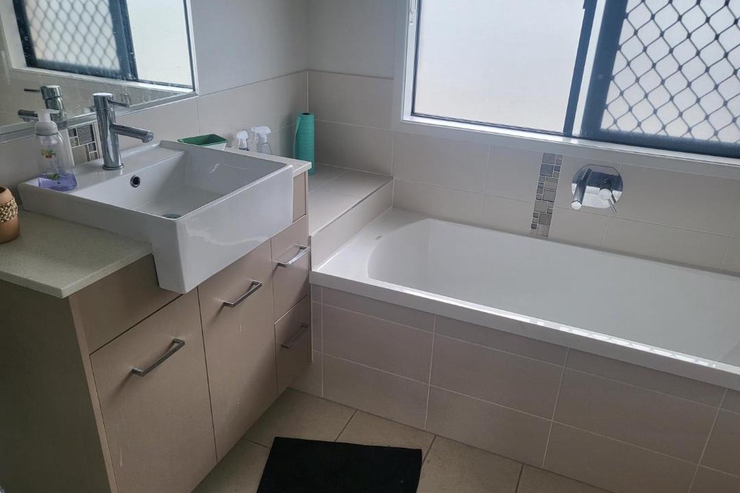 Photo of Bathroom in Mount Gravatt East