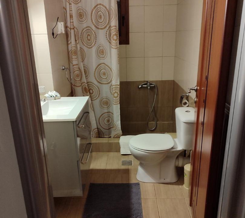 Photo of Bathroom in Eptalofos