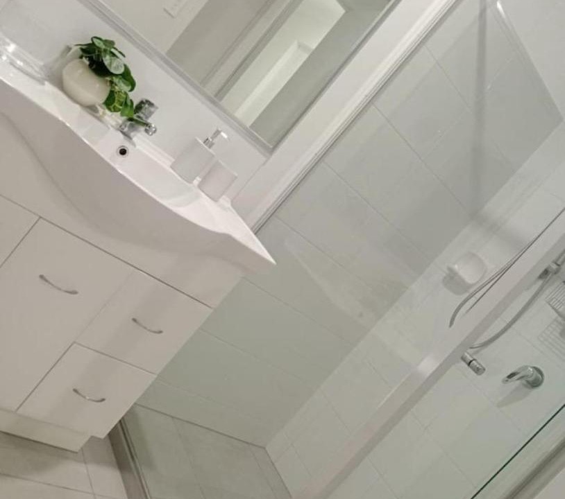 Photo of Bathroom in Deebing Heights