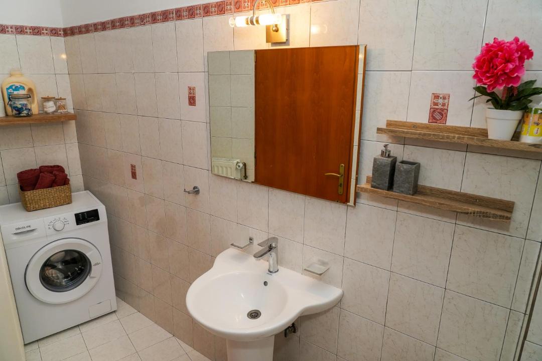 Photo of Bathroom in Amarinthos