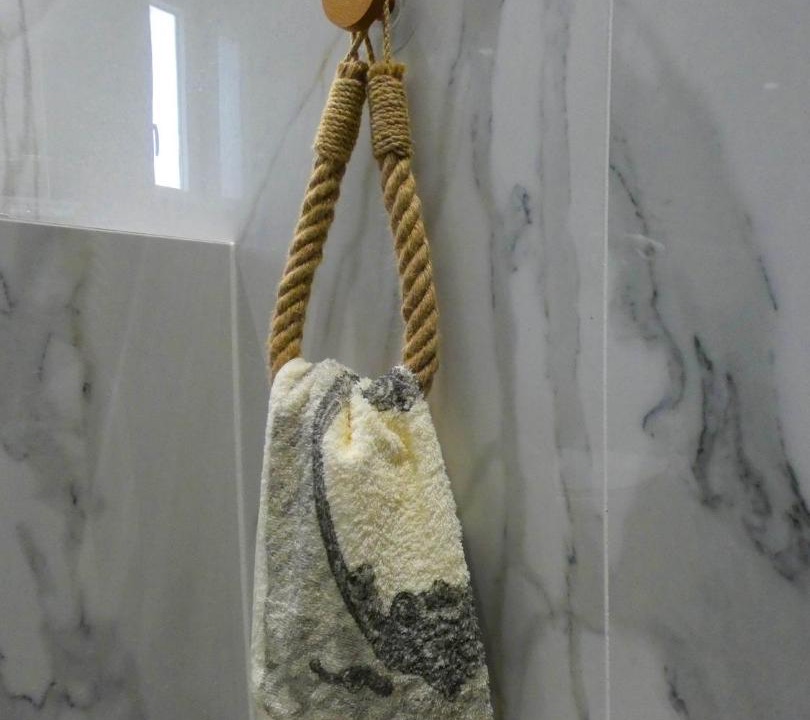 Photo of Bathroom in Kineta