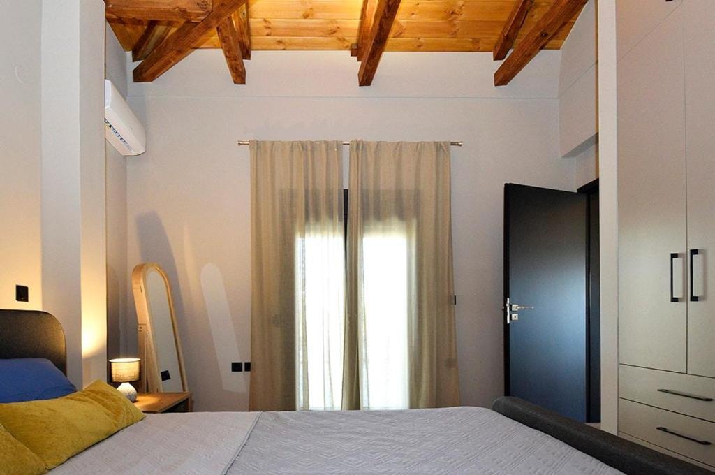 Photo of Bedroom in Lamia