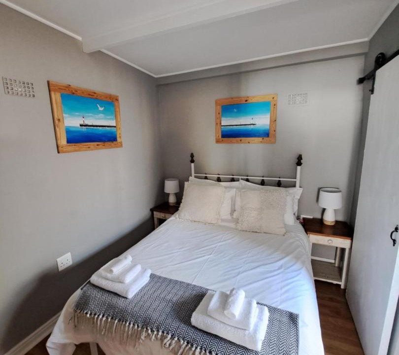 Photo of Bedroom in Muizenberg