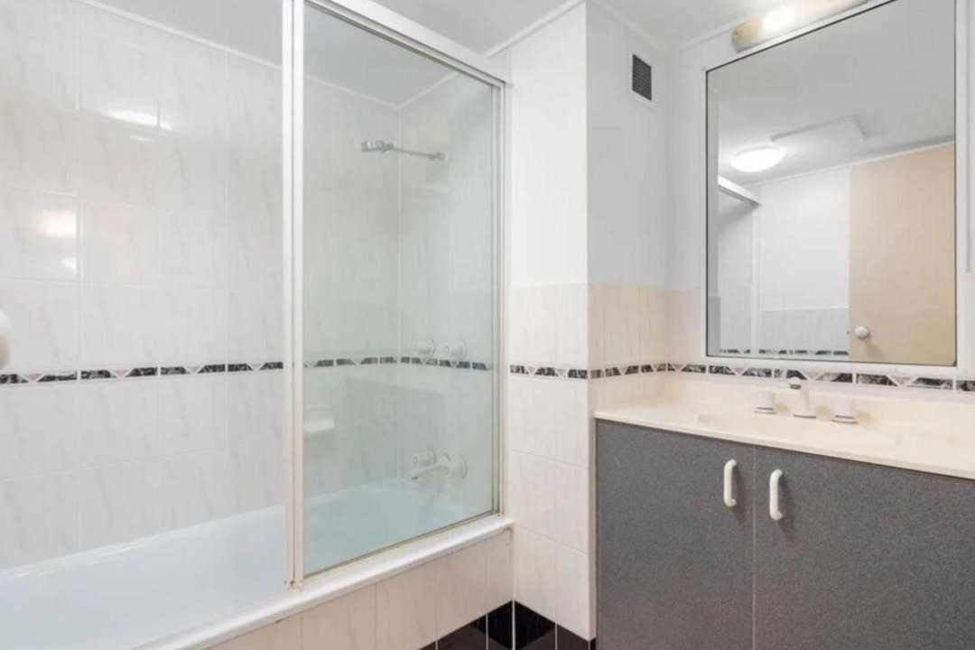 Photo of Bathroom in Wishart