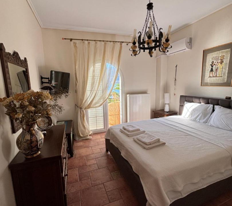 Photo of Bedroom in Itea