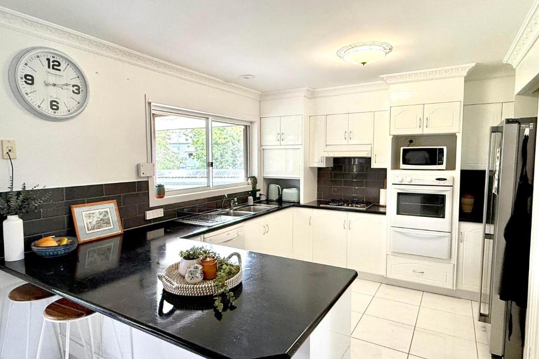 Photo of Kitchen in Glass House Mountains