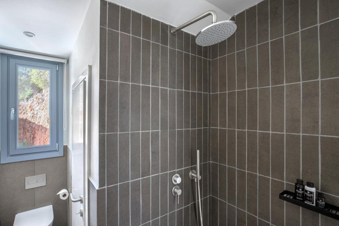 Photo of Bathroom in Evgiros