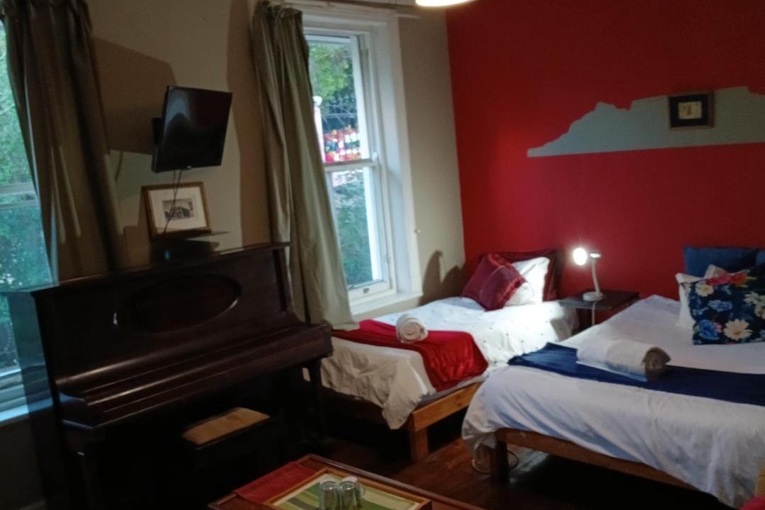 Photo of Bedroom in Cape Town City Centre