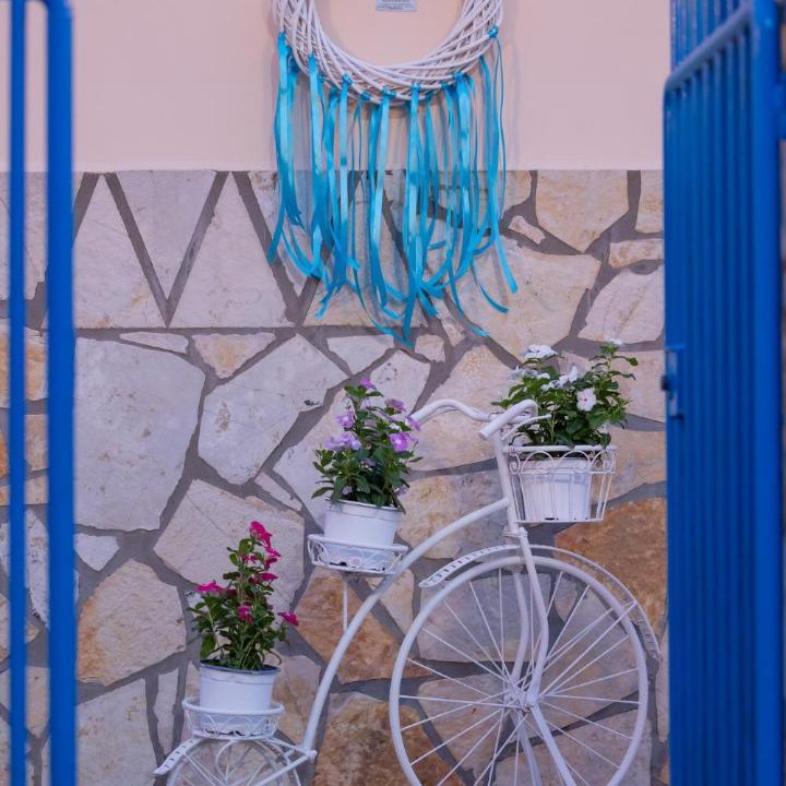 Photo of Others in Chiliadou