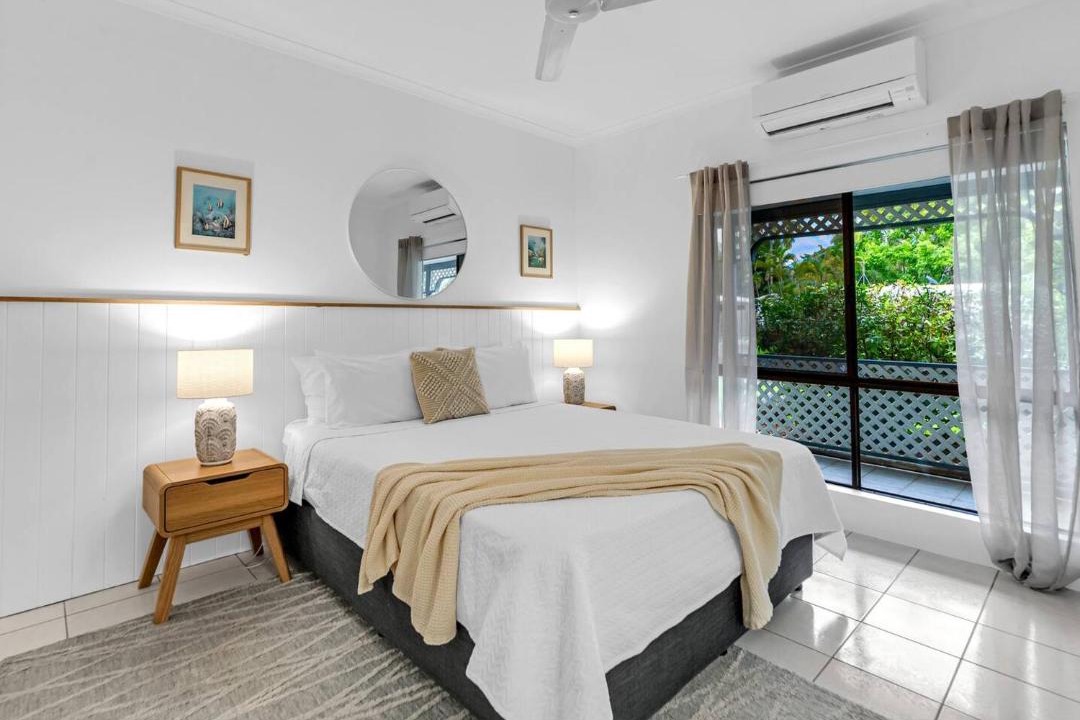 Photo of Bedroom in Trinity Beach