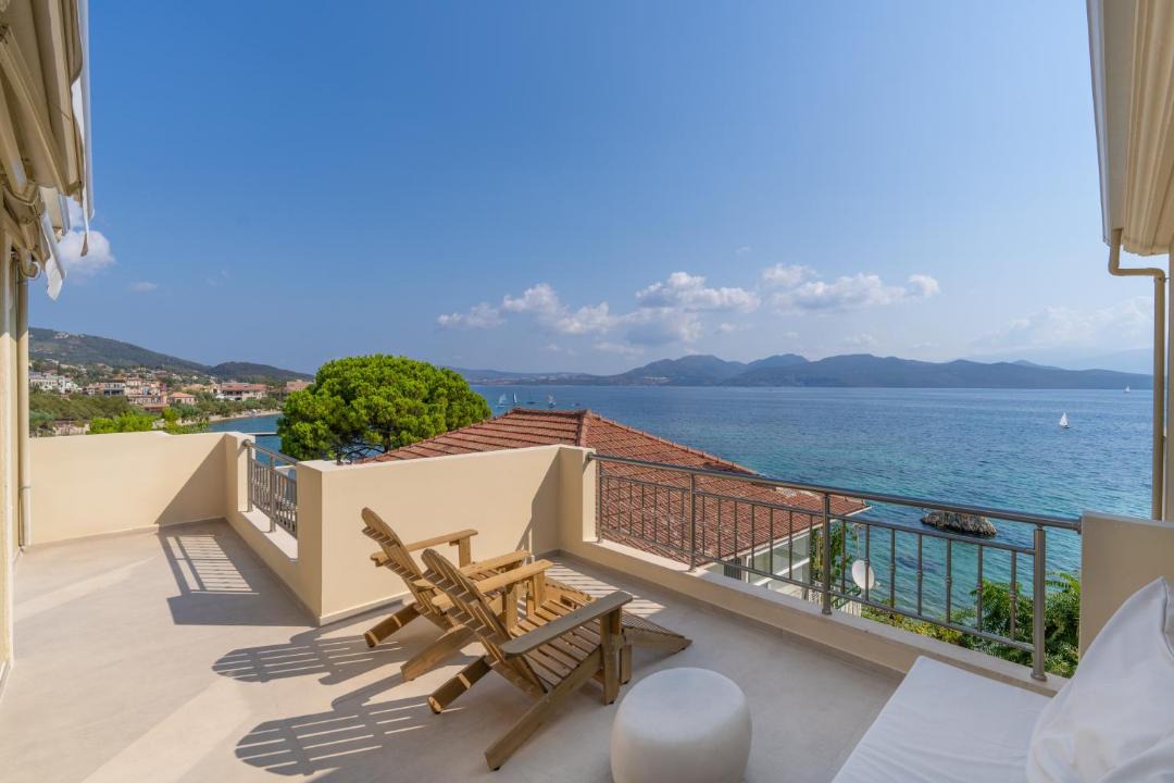 Photo of Patio Balcony in Nikiana