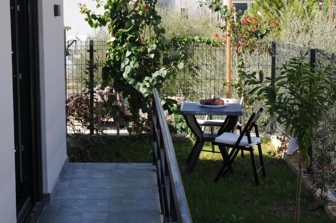 Photo of Patio Balcony in Isthmia