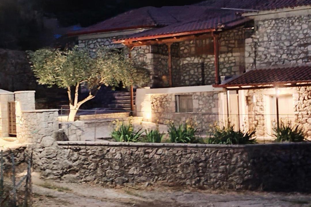 Photo of Others in Lilaia