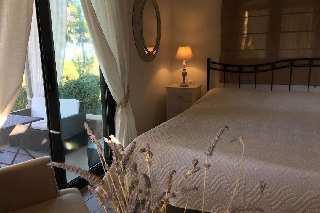 Photo of Bedroom in Achinos