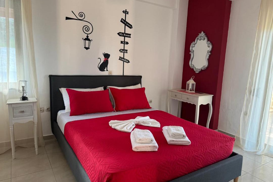 Photo of Others in Stalos