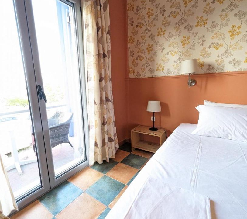 Photo of Bedroom in Kamena Vourla