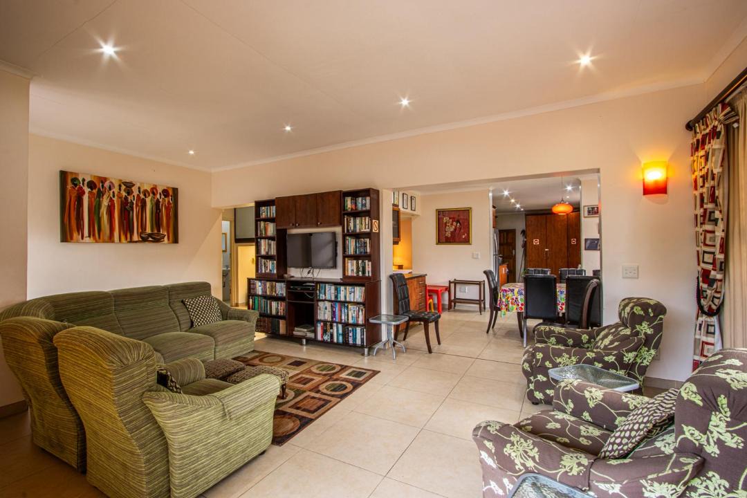 Photo of Livingroom in Manaba Beach