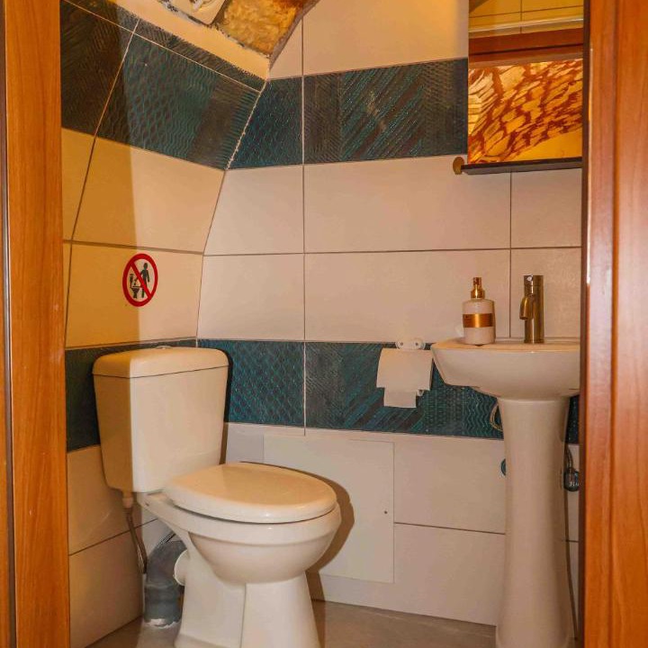 Photo of Bathroom in Sternes