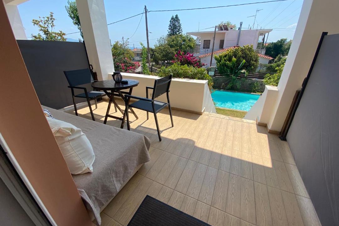 Photo of Patio Balcony in Velon