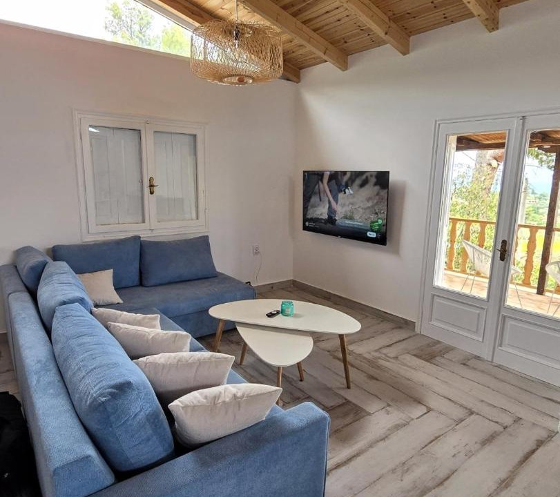 Photo of Livingroom in Oropos