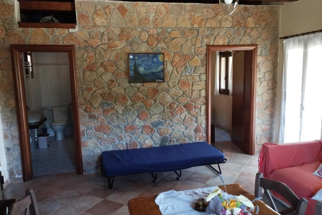 Photo of Livingroom in Steni Dirfyos