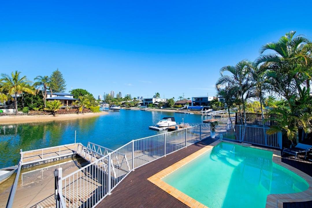 Photo of Others in Broadbeach Waters