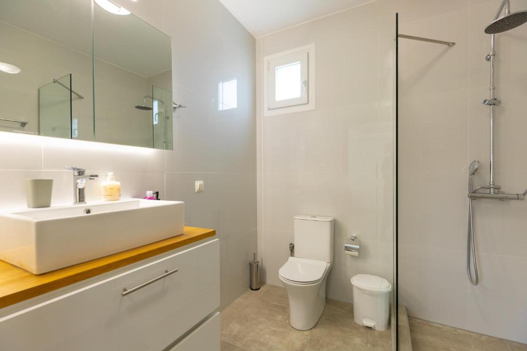 Photo of Bathroom in Gomfoi