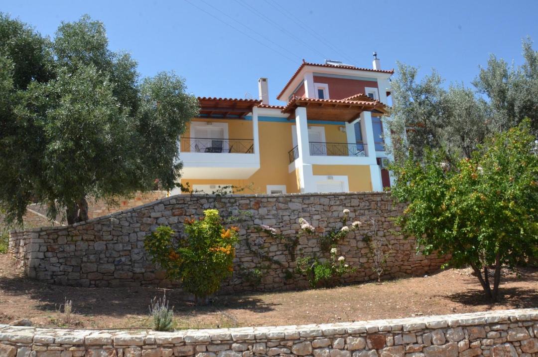 Photo of Buildings in Kefalari