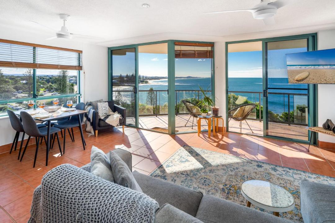 Photo of Livingroom in Moffat Beach