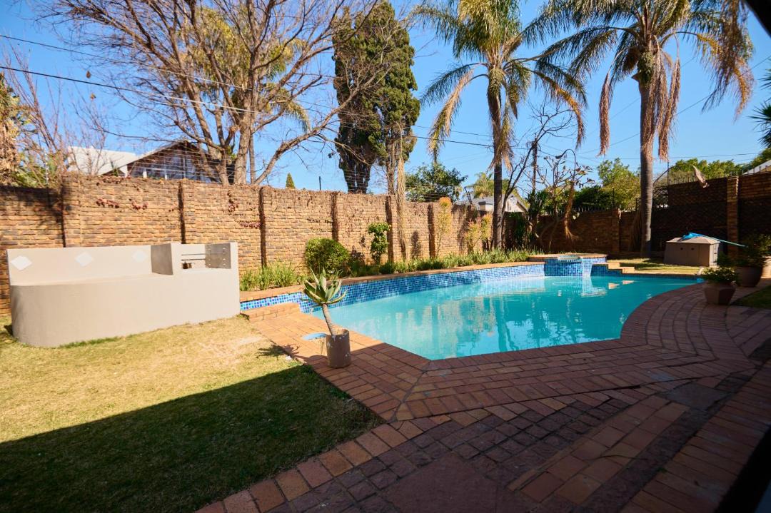 Photo of Others in Waterkloof Glen