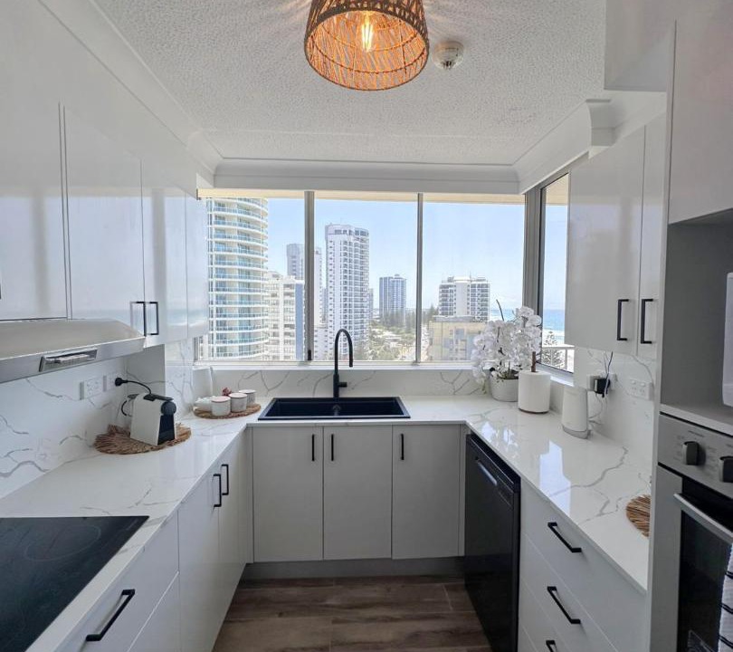 Photo of Kitchen in Main Beach
