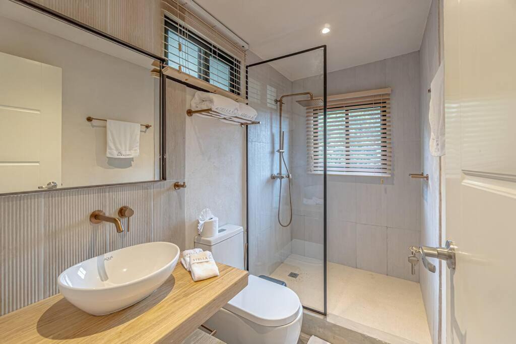 Photo of Bathroom in Carmen