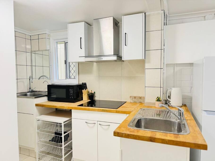 Photo of Kitchen in Macgregor